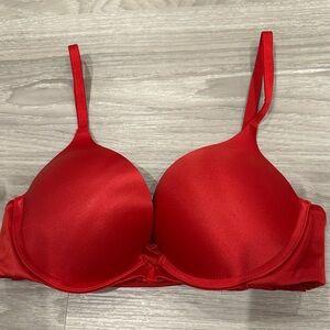 Victoria's Secret Bombshell Plunge Push-Up Bra in red satin 32B
